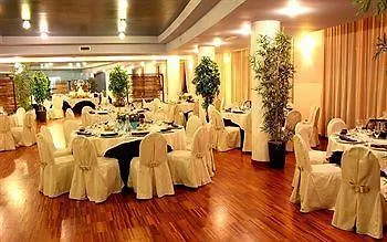 Palace 4*