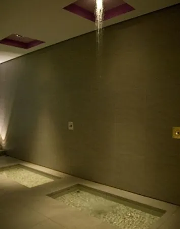 Palace 4* Vasto